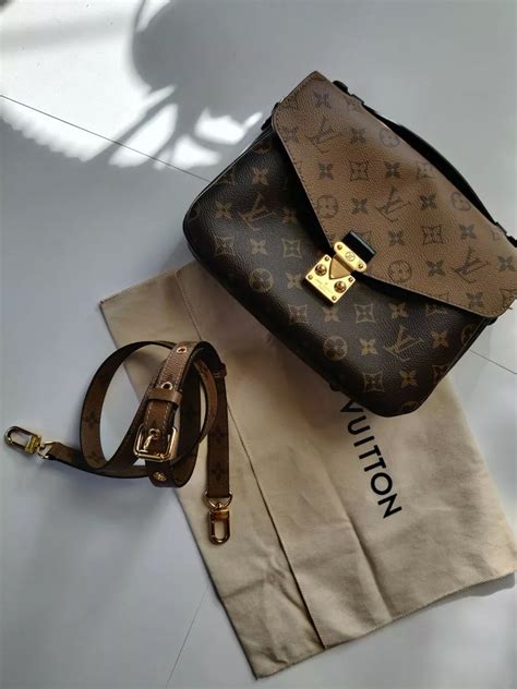 louis vuitton reverse monogram replica|Pochette Métis Monogram Reverse Canvas .